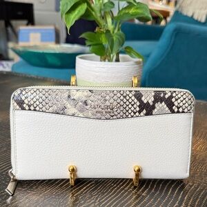 Kate Spade Leila Large Continental Wallet White Snakeskin Print | GUC